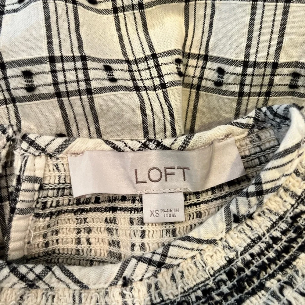 LOFT ruffle top - Picture 11 of 12